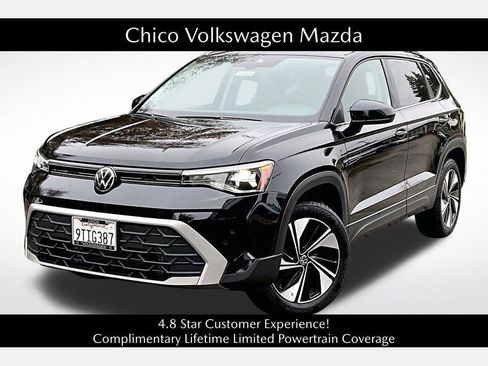 Certified 2025 Volkswagen Taos SE w/ Panoramic Sunroof Package image 1