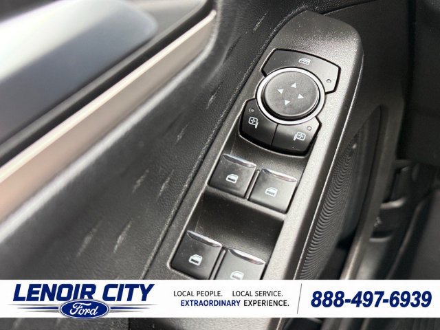 Certified 2020 Ford Escape SEL FWD image 27