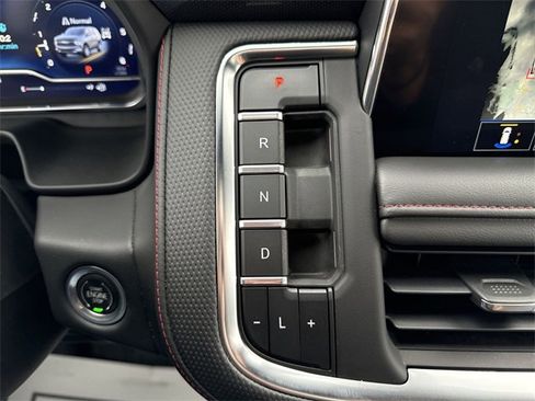 Certified 2022 Chevrolet Tahoe RST w/ Luxury Package image 16