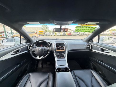 Used 2018 Lincoln MKX Premiere AWD/4WD image 15