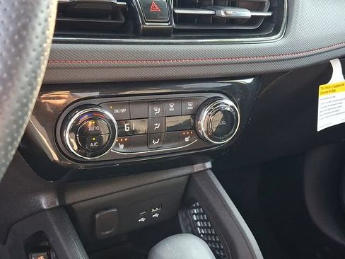 Certified 2024 Chevrolet TrailBlazer RS w/ Convenience Package AWD/4WD image 15