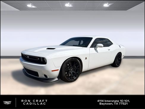 Used 2018 Dodge Challenger R/T Scat Pack w/ Dynamics Package image 1