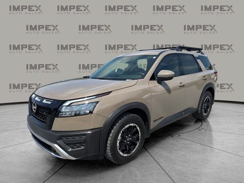Used 2025 Nissan Pathfinder Rock Creek AWD/4WD image 1