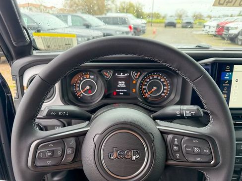 New 2026 Jeep Gladiator Sport image 15