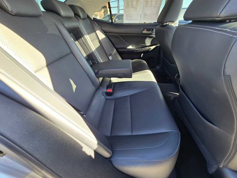 Used 2017 Lexus IS 200t image 14