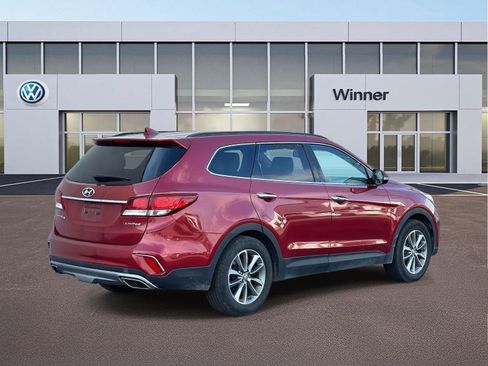 Used 2017 Hyundai Santa Fe Limited image 5