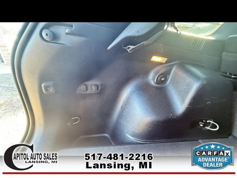 Used 2020 Jeep Cherokee Limited AWD/4WD image 19