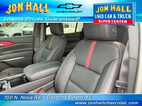 Used 2025 Chevrolet Traverse RS w/ LPO, Floor Liner Package FWD image 18