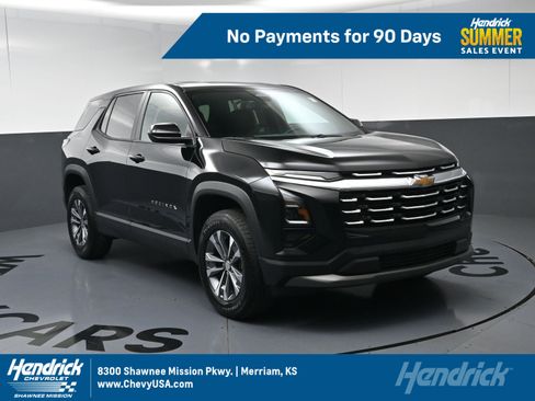 Used 2026 Chevrolet Equinox LT FWD image 1