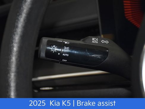 Certified 2025 Kia K5 LXS FWD image 10