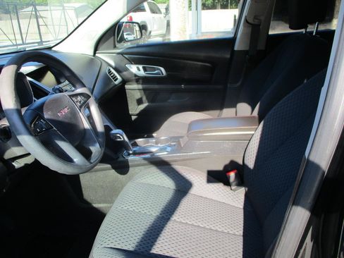 Used 2013 GMC Terrain SLE FWD image 16
