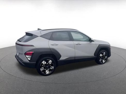 Used 2025 Hyundai Kona SEL image 12
