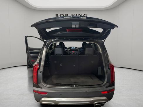 Used 2020 Kia Telluride S FWD image 12