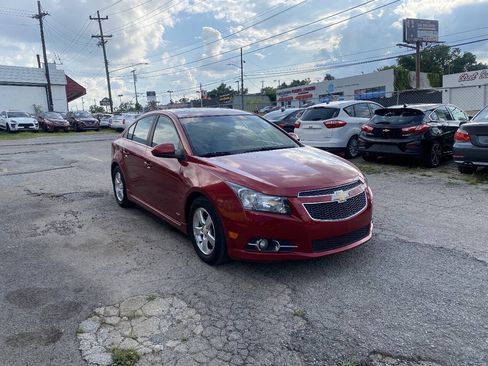 Used 2011 Chevrolet Cruze LT w/ RS Package FWD image 7