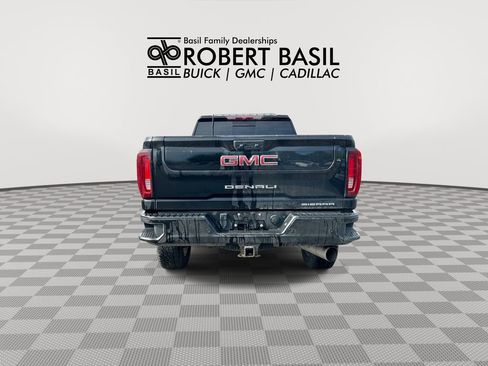 Used 2023 GMC Sierra 3500 Denali AWD/4WD image 7