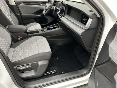 Certified 2025 Volkswagen Tiguan S AWD/4WD image 23