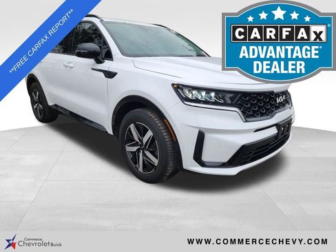 Used 2022 Kia Sorento S image 1