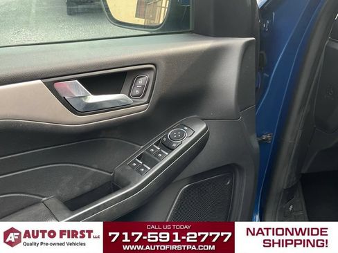 Used 2022 Ford Escape SEL AWD/4WD image 6
