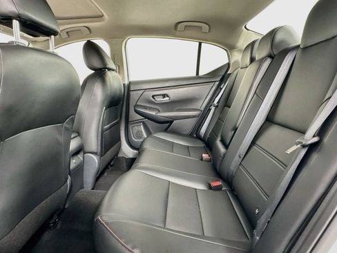 Used 2024 Nissan Sentra SR w/ SR Premium Package FWD image 11