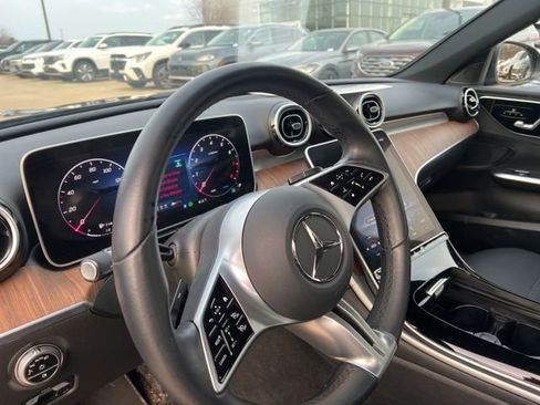 Used 2025 Mercedes-Benz C 300 4MATIC Sedan image 12