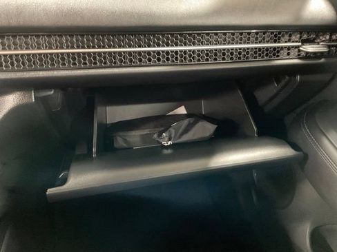 Certified 2023 Honda HR-V EX-L image 33