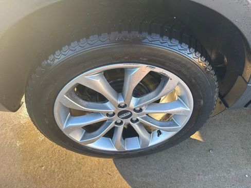 Used 2017 Lincoln MKC Select w/ Select Plus Package image 35