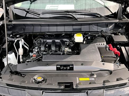 New 2026 Nissan Pathfinder SL FWD image 16