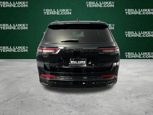 Used 2023 Jeep Grand Cherokee L Summit w/ High Altitude Package image 9