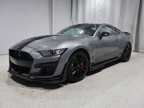 Used 2021 Ford Mustang Shelby GT500 w/ Technology Package image 5