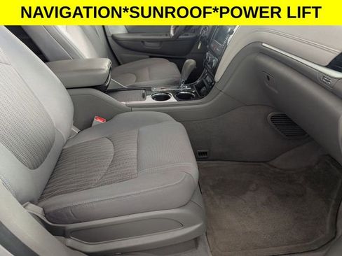Used 2016 Chevrolet Traverse LT FWD image 34