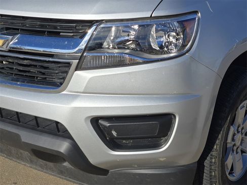 Used 2020 Chevrolet Colorado W/T w/ WT Convenience Package image 30