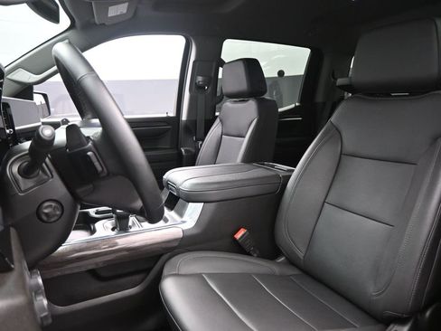 Used 2024 Chevrolet Silverado 1500 LTZ image 13