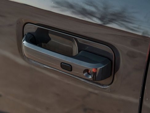 Used 2018 Ford F150 Raptor w/ Equipment Group 802A Luxury image 46