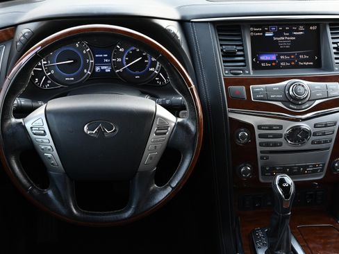 Used 2018 INFINITI QX80 2WD w/ Driver Assistance Package image 11