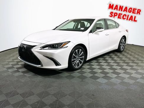 Used 2019 Lexus ES 350 w/ Premium Package FWD image 4