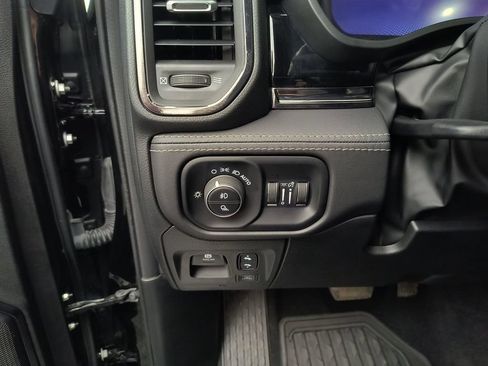 Used 2025 RAM 1500 Limited w/ Trailer Tow Group AWD/4WD image 15