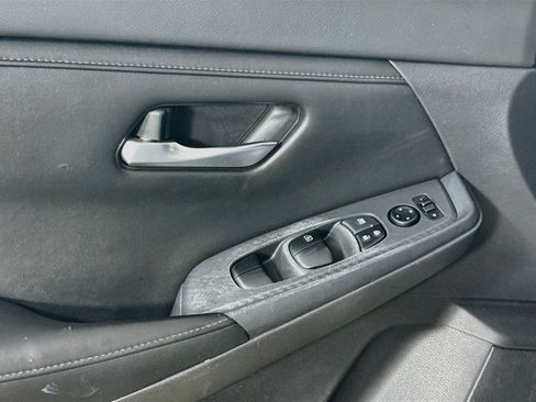 Used 2020 Nissan Sentra SV FWD image 24