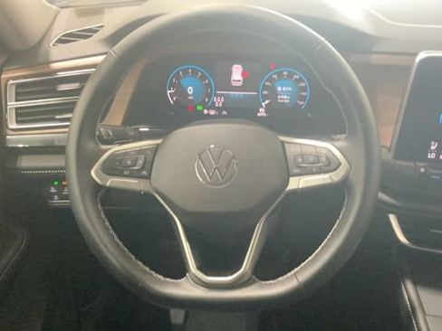 Used 2026 Volkswagen Atlas SE AWD/4WD image 16