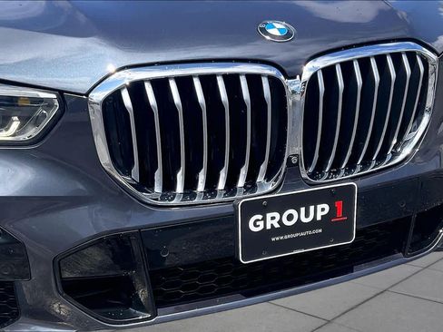 Used 2019 BMW X5 xDrive40i w/ M Sport Package AWD/4WD image 31