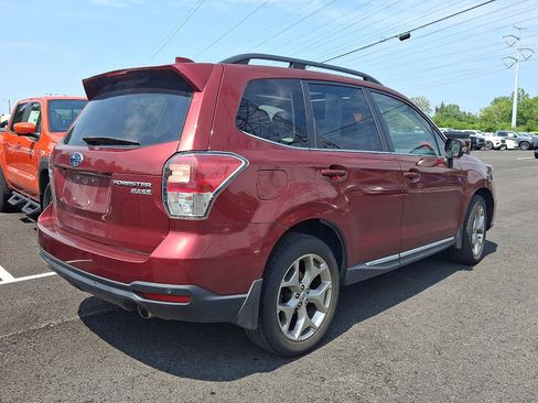 Used 2017 Subaru Forester 2.5i Touring AWD/4WD image 4