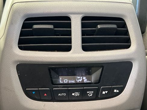 Used 2016 Honda Pilot EX image 14