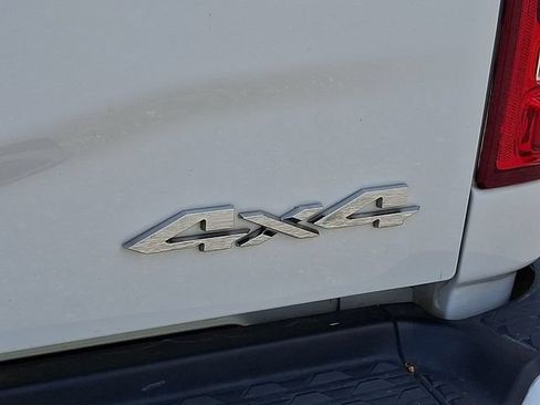 Used 2024 RAM 2500 Laramie AWD/4WD image 26