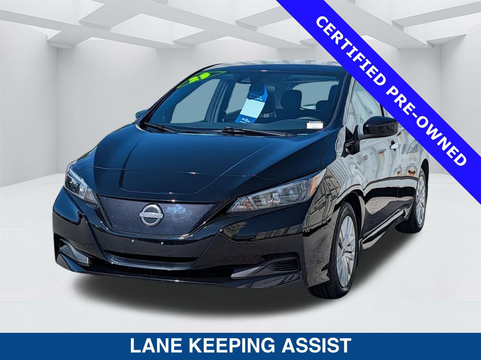 Used 2025 Nissan Leaf S FWD image 8