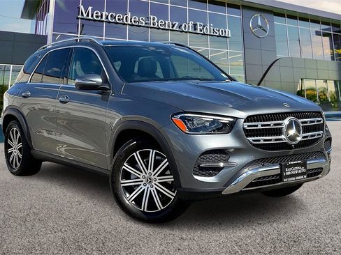 Used 2025 Mercedes-Benz GLE 350 4MATIC image 1