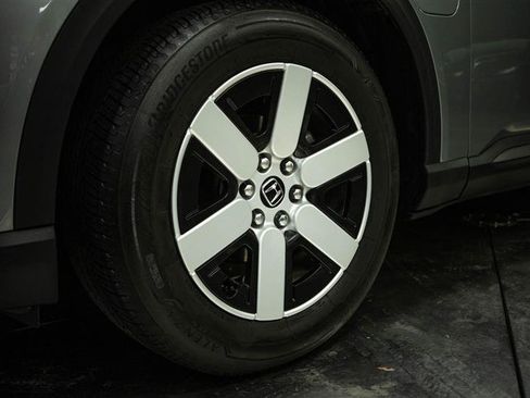 Used 2024 Honda Prologue EX image 3