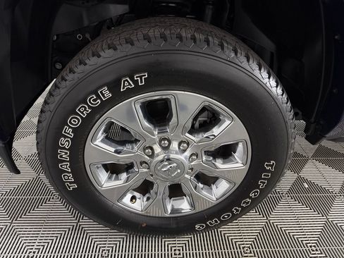 Used 2024 RAM 3500 Limited AWD/4WD image 12