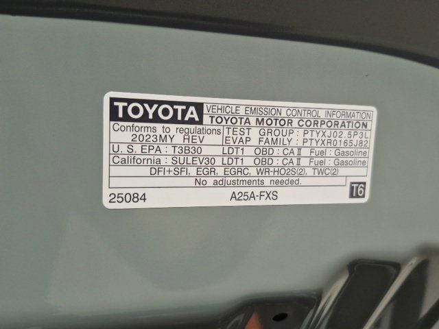 Used 2023 Toyota RAV4 XLE Premium AWD/4WD image 23