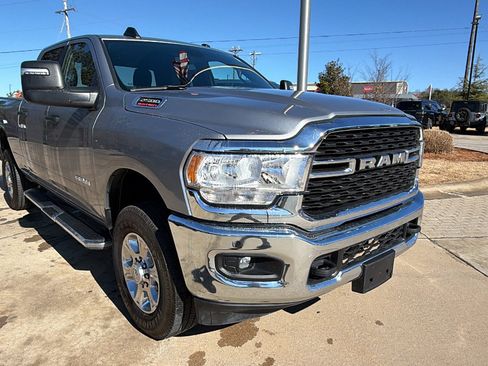 Used 2024 RAM 2500 Big Horn w/ Bed Utility Group image 5