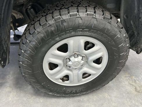 Used 2024 Toyota Tundra SR AWD/4WD image 10