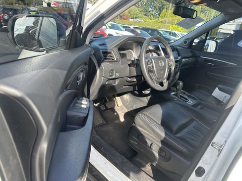 Used 2017 Honda Pilot EX-L image 7